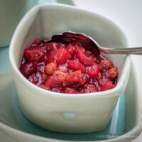 vegan cranberry pear chutney